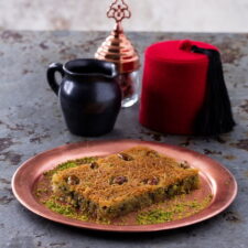 Hafiz Mustafa Tel-Kadayıf-with-Pistachio