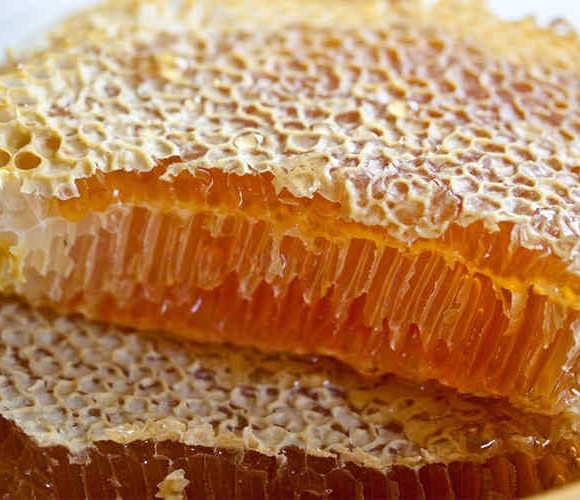 Natural Honeycomb 600 g (21.1oz)
