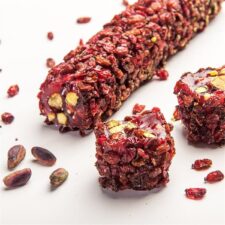 Koskeroglu Coated with Barberries Turkish Delight with Pistachio